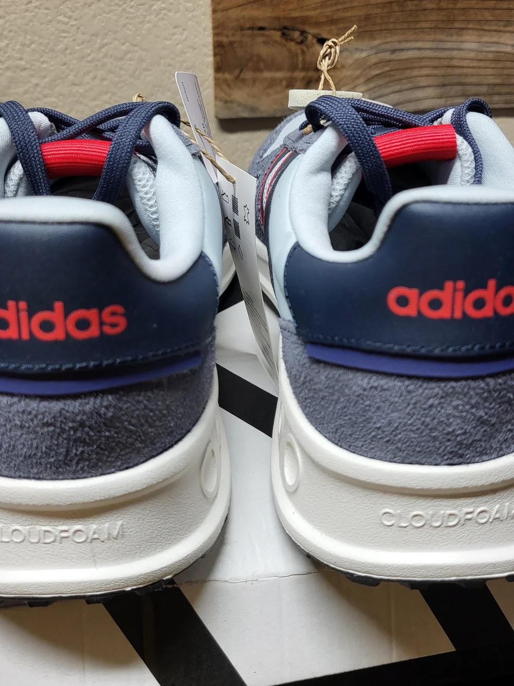 *NEW* Adidas Run 84 Navy/Gray/White/Red Running Shoes Size Men 9.5 Women 10.5